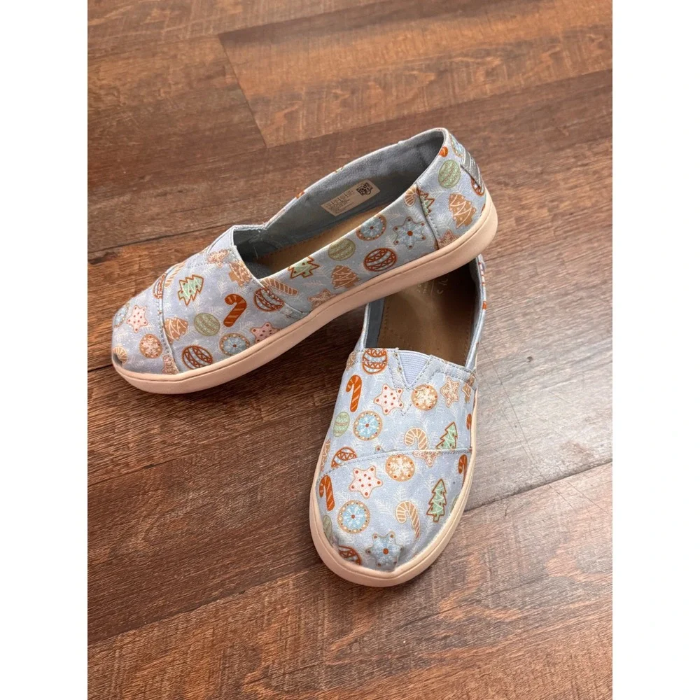 TOMS Christmas Sugar Cookie Glitter Slip-On Shoes – Women's Size 6